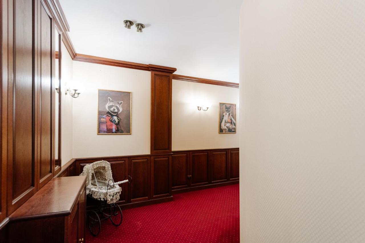 Petra Inn Apartments In Historical Palace Pressburg Exterior foto